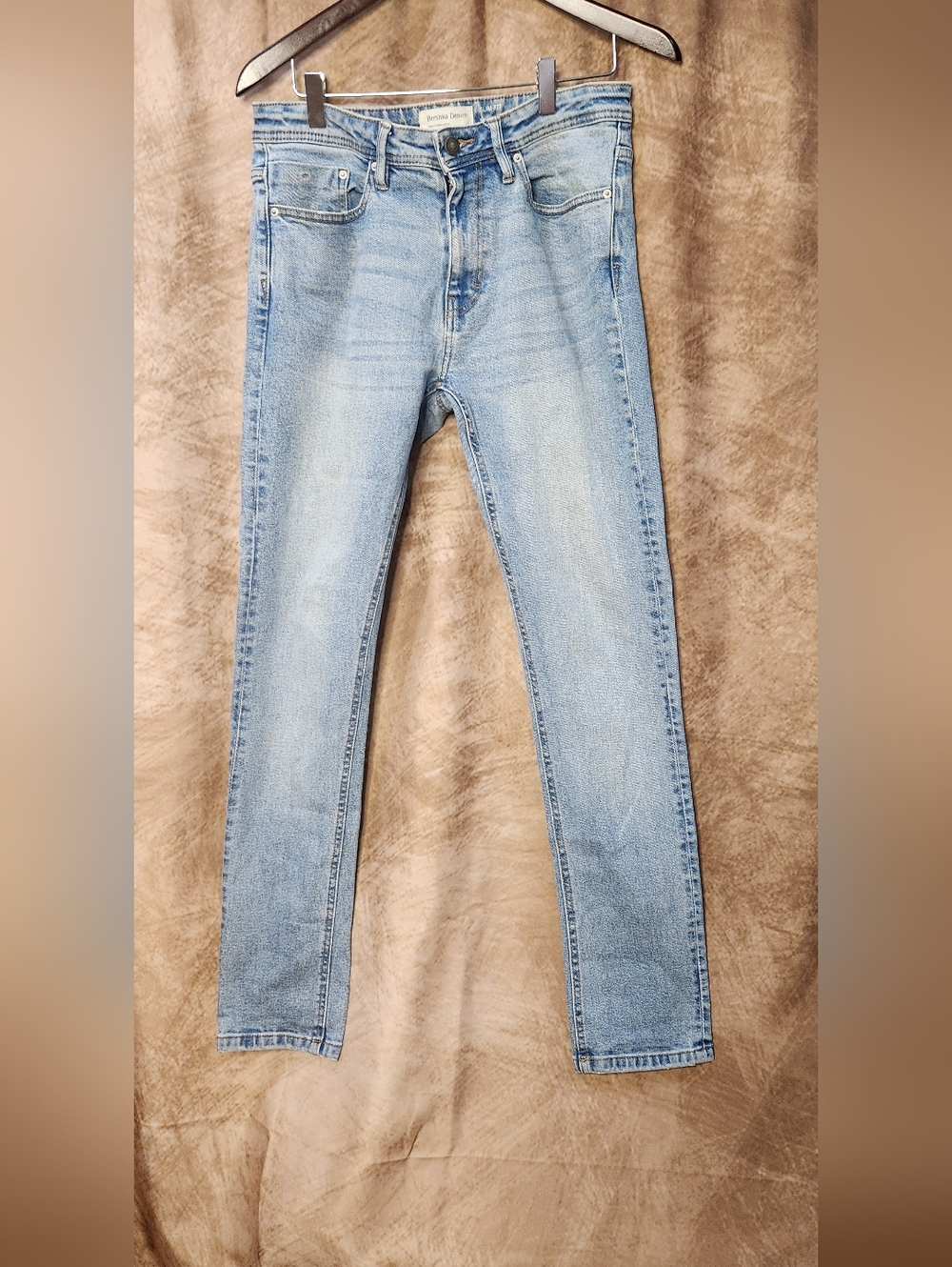 Bershka Denim Slim Fit Jeans – Men’s EU 38 (US 30) – Light Wash Stretch Denim